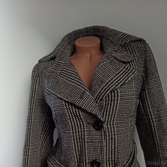 dámský zimní kabát s kapucí 38 - 40  TOP STAV - 8