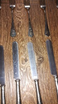 Příbory sada s krabičkou - 8