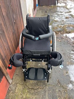 Elektrický stavěcí invalidní vozík - 8