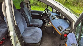 Lancia Phedra 2,2 HDi 125 kw bi-turbo - 8