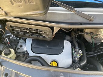 Opel Vivaro 1.9 CDTi 2005 - 8