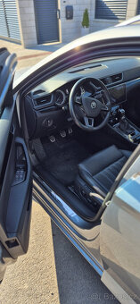 SUPERB III 2,0 TDI L&K panorama manual 110 KW - 8