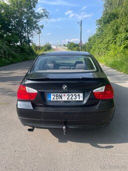 BMW E90 - 8