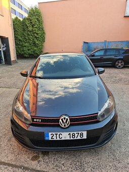 Volkswagen Golf 6 GTI - 8