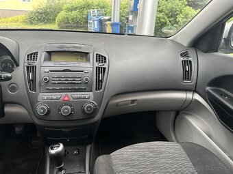 Kia Ceed combi 1.6 89 kW LPG - 8