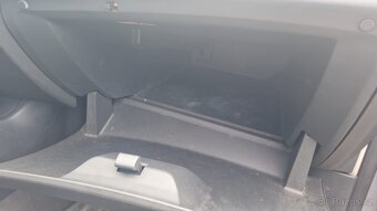 Renault Laguna 3 2.0dci 110kw - 8
