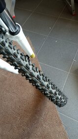 Fuji Nevada 19 " - 8