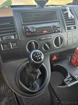 VW Transporter 1.9 tdi r.v. 2007 - 8