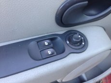 Renault Modus 1,2 16V 55kW 2008 - díly - 8