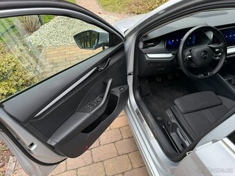 Škoda Octavia IV Style 2,0TDi r.v. 2022 manuál navi led - 8