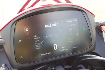 Moto Morini X-Cape 650 - 8