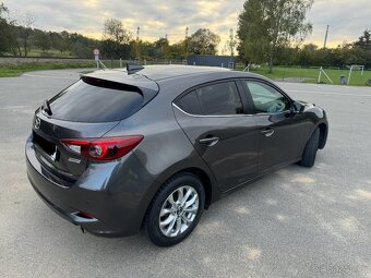 Mazda 3 2,0 Skyactiv-G165 Revolution v top stavu - 8