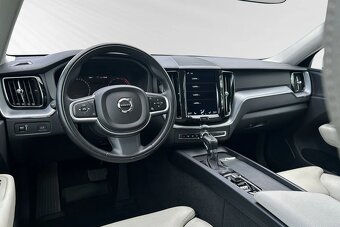 Volvo XC60 D4 Momentum Advanced Edition 2019 - 8