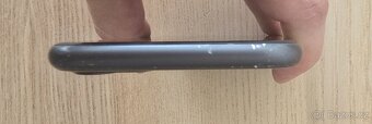 Prodám iphone 11 - 64GB - 8