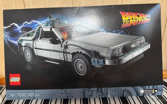 LEGO Icons 10300 Back to the Future Time Machine - 8