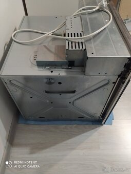 VESTAVĚNÁ TROUBA MIELE - 8