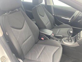 Peugeot 308, 1,6 HDi (82 kW), klimatizace, nízká spotřeba - 8