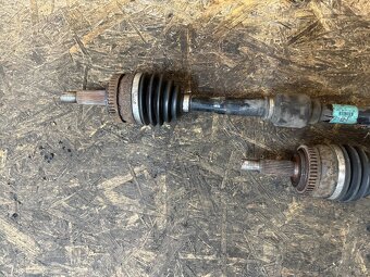 PŘEDNÍ POLOOSY HYUNDAI I40 1.7 CRDI 49501-3z450/49500-3z400 - 8