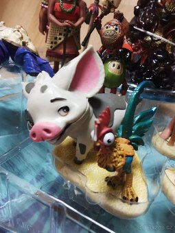 Disney Store Vaiana (Moana) Deluxe 10ti dílná sada figurek - 8