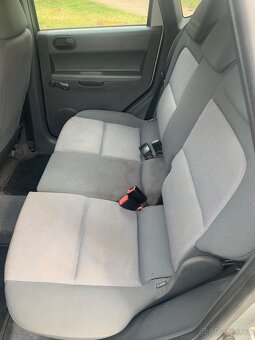 Mitsubishi COLT 2006 - 8