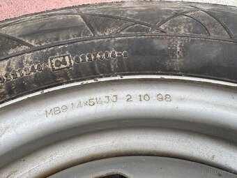 Plechové disky 185/60 R14 zimní pneu - 8