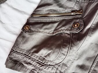 Bunda  s kapucí vojenska divčí 250kč XXL - 8