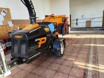 Štepkovač Forst, drtí do 16cm priemeru. - 8