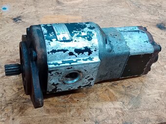 Hydraulické čerpadlo (Bobcat) - 8