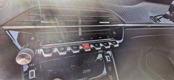 ELEKTROMOBIL PEUGEOT E208 plná výbava - 8