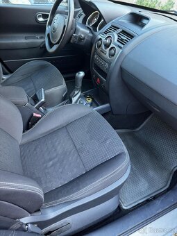 Renault Megane 2 ( druhá generace ) 1.6 benzín - 8