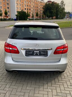 MERCEDES B180 90kw--AVANTGARDE--KŮŽE--LED--113.000km-- - 8