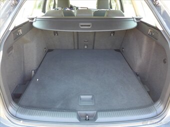 Volkswagen Golf 2,0 TDI VIRTUAL,LED,DPH,1.MAJ - 8