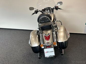 Kawasaki Vulcan 1700 Nomad - 8