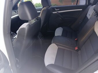 Škoda Octavia 2.0tdi rs rok 2012 - 8