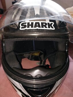 Helma Shark S 500 - 8