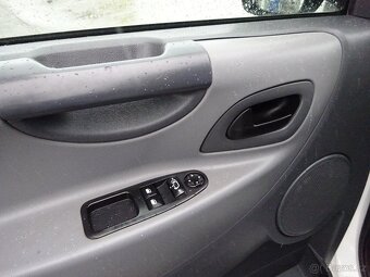 Peugeot Expert 2,0 HDI - 8