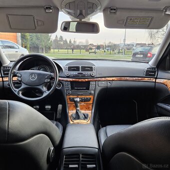 Mercedes-Benz E200 - 8