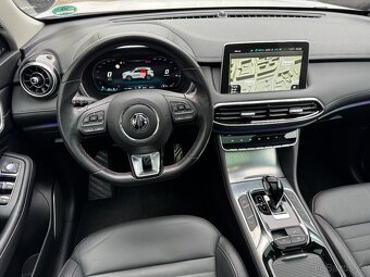 MG EHS PHEV Luxury 1.5 190kW AUT. 54tkm Panorama ACC kam360° - 8