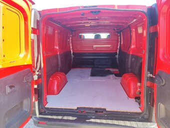 Renault Trafic 1.6 dCi 66 kW – Spolehlivý pracant za skvělou - 8