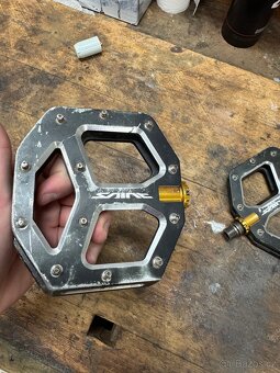 Pedály Shimano Saint - 8