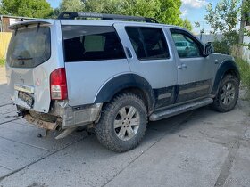 Nissan Pathfinder R51 na náhradní díly - 8