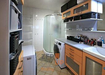 Prodej rodinného domu o rozloze 200 m2, ulice Janáčkova, Pol - 8