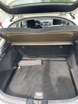 Mitsubishi Lancer 1.6i - 8