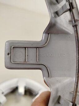 Okrajová poklice Volkswagen 15" Stargate - 8