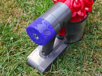 Aku vysavač Dyson - 8