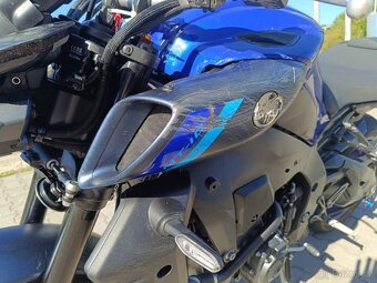 Yamaha MT-10 - 8