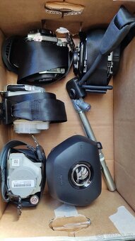 Servomotor Škoda zámek kufru + svazek 5DV - 8