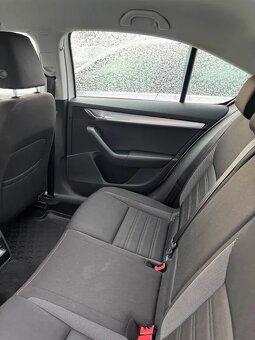 Škoda octavia 3 Bolt - 8