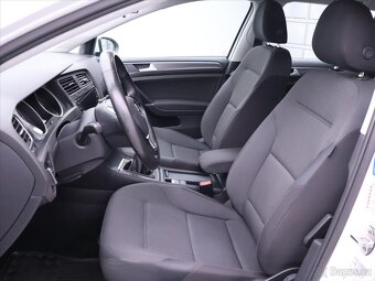 Volkswagen Golf 1,6 TDI Aut.klima CZ (2017) - 8