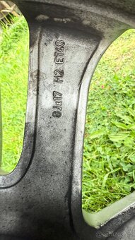 Mercedes kola - 8